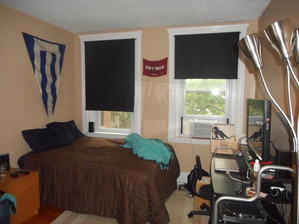 2nd image of 42 Chester St