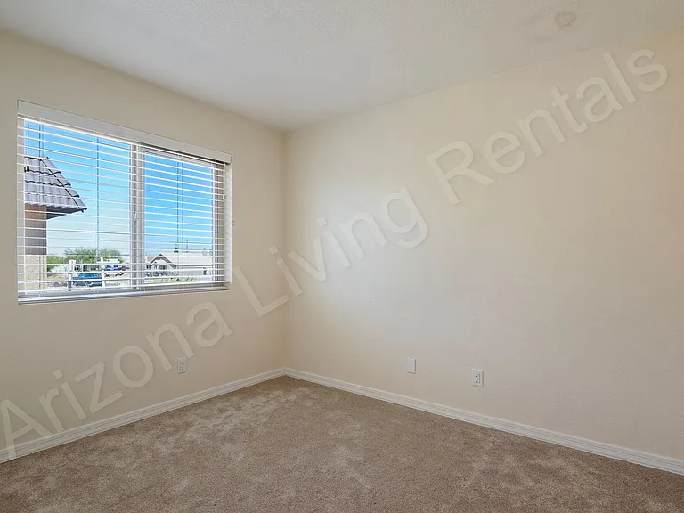 2690 McCulloch Blvd N — Photo 15