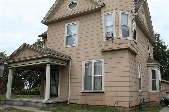 1st image of 642 Oakland Ave
