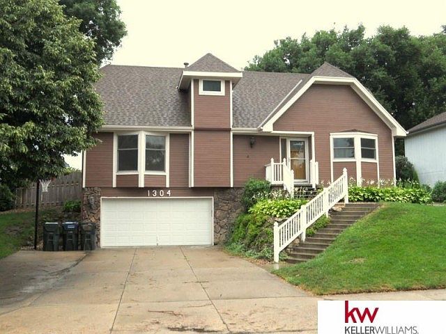 1st image of 1304 Macarthur Dr