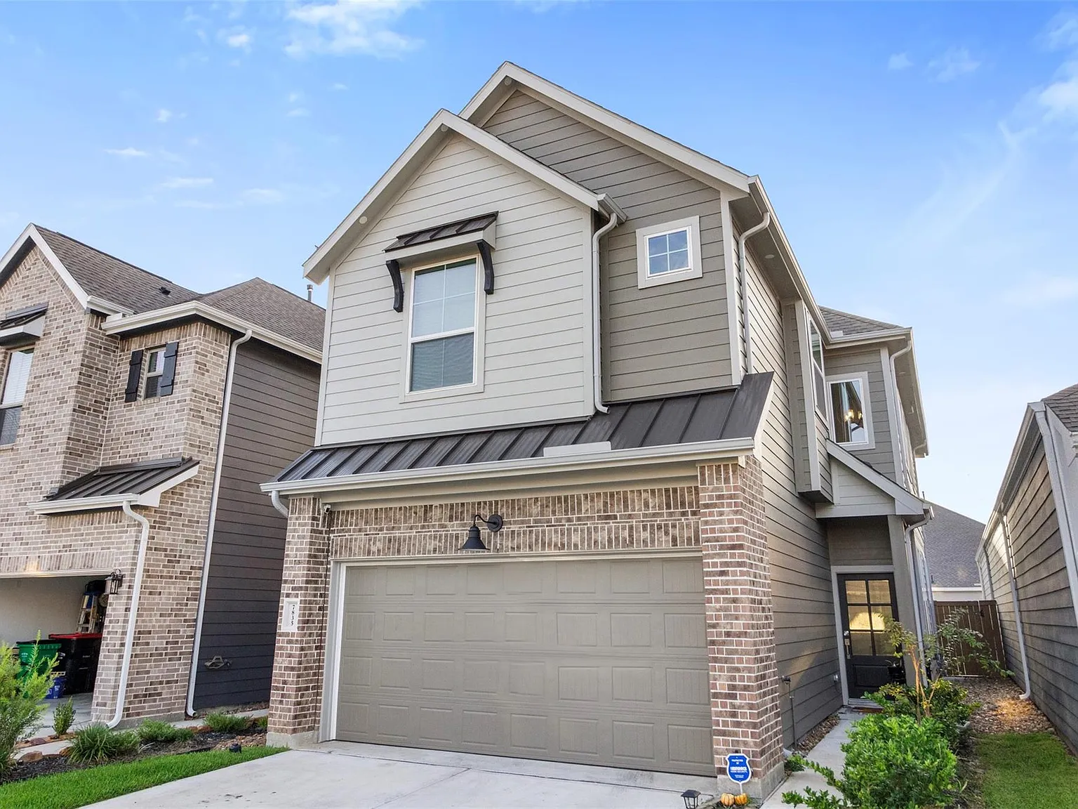 3 bed, 2.5 bath, 2019 sqft, $2,100 — Photo 2