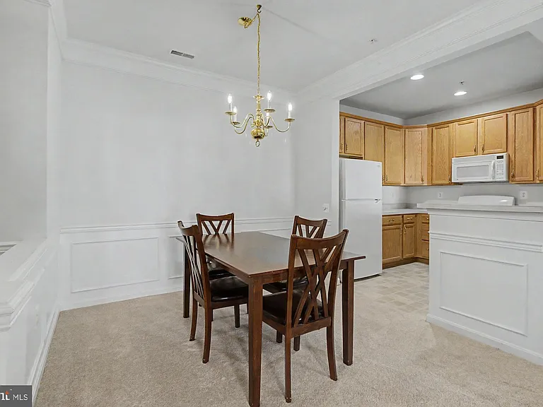 407 Aggies Cir #4-D — Photo 9