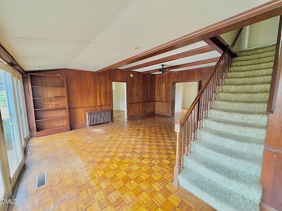 14th image of this home