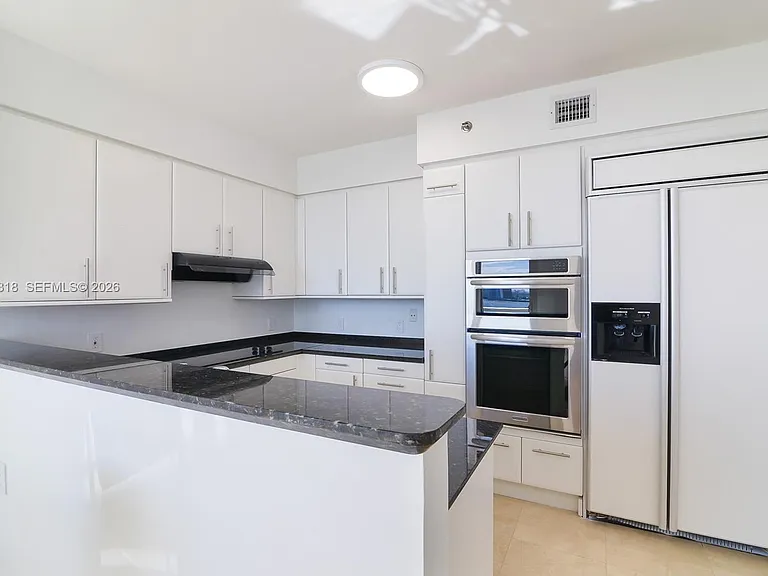 19333 Collins Ave #1907 — Photo 10