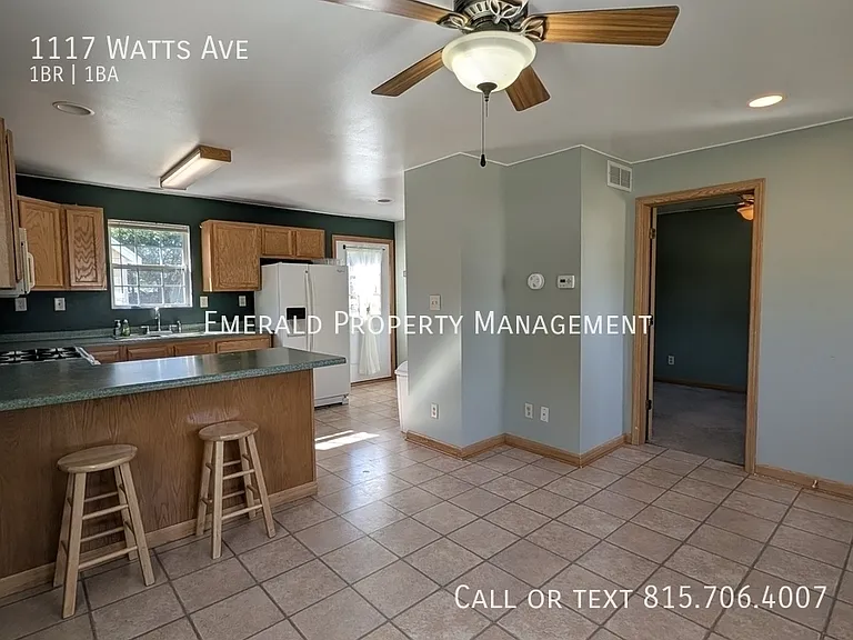 1117 Watts Ave — Photo 4