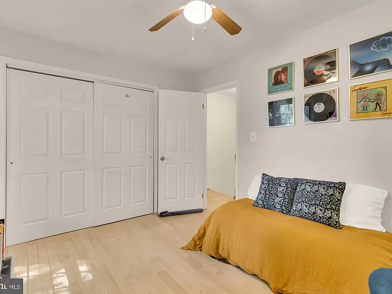 2536 S Walter Reed Dr #D — Photo 17
