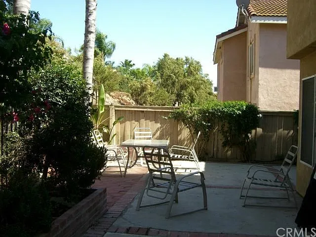 811 Fuchsia St — Photo 10