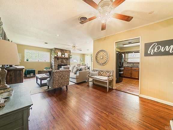 3rd image of 14 Jay Cir