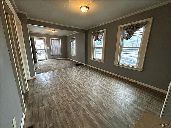 5th image of 1618 1st North St