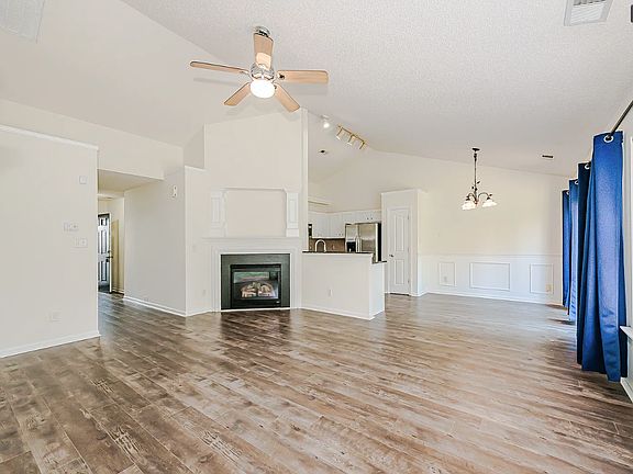 5th image of 12819 Slade Castle Ct