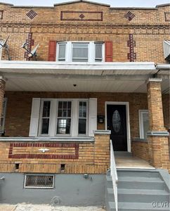 387 1/2 W Greenleaf St, Allentown, PA, 18102