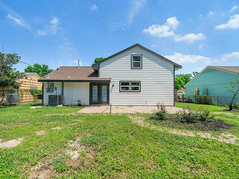 10406 Broadstairs St — Photo 29