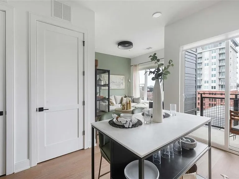 665 Auburn Ave NE #610 — Photo 14