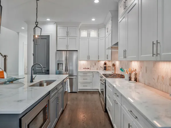 514 Achievement Dr, Nashville, TN 37209
