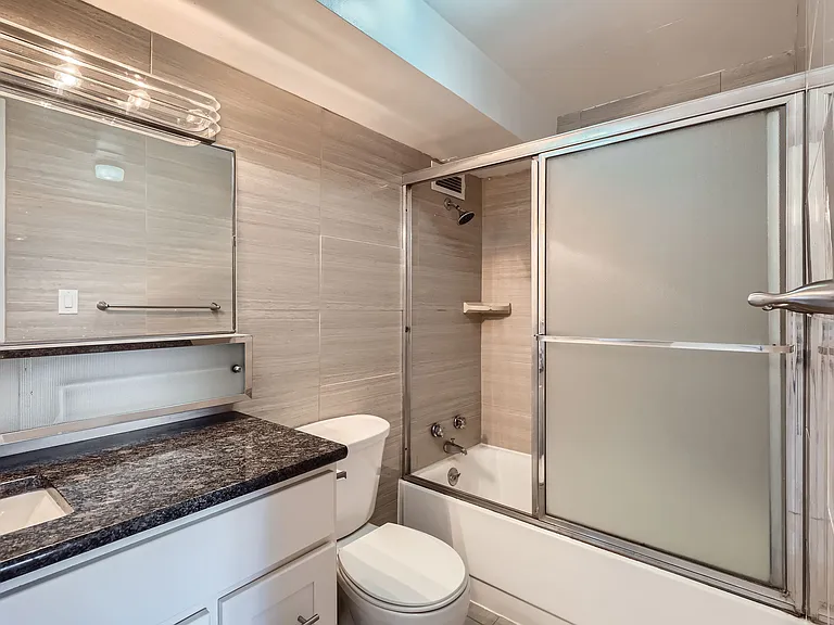 2nd bathroom