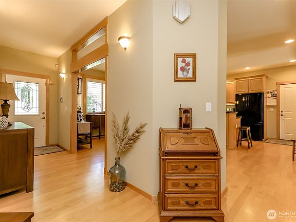 2nd image of 7607 46th Street NW