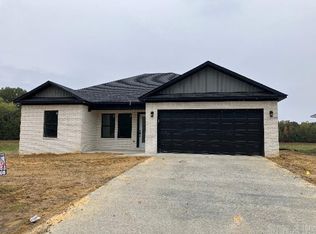 111 E Florida St, Beebe, AR 72012