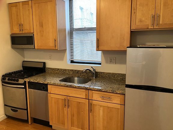 2nd image of 31-12 36th St #F2