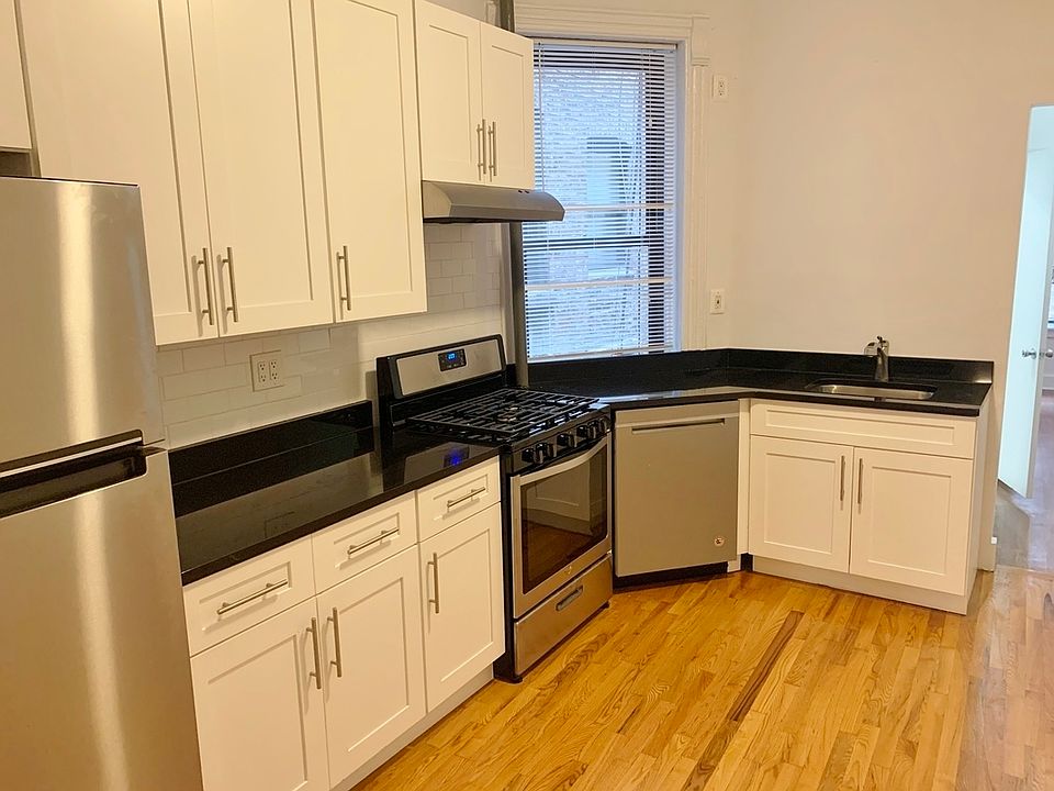 1st image of 732 Amsterdam Ave #4S
