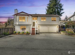 2323 N 190th St, Shoreline, WA