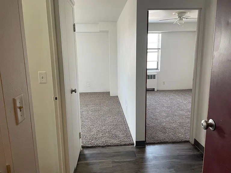 The Avenue apartments — Photo 24