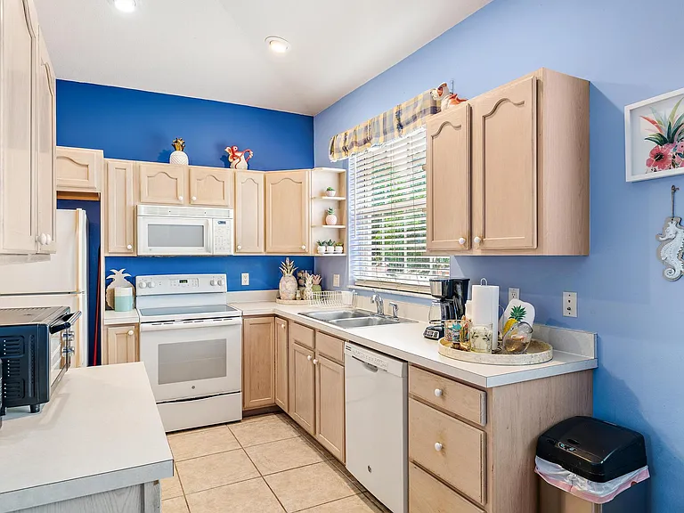 9224 Wentworth Ln — Photo 27
