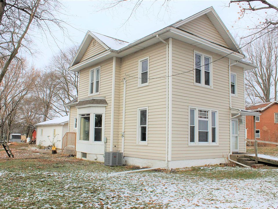 557 N Division St, Woodhull, IL 61490 Zillow