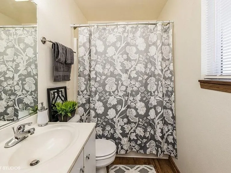 1510 Delaware Ave #3 — Photo 10