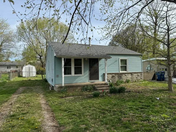 1465 E Whiteside Street, Springfield, MO 65804