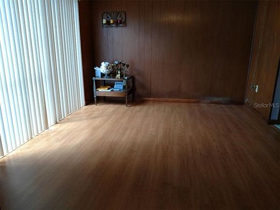 4th image of 607 Cottage Ln