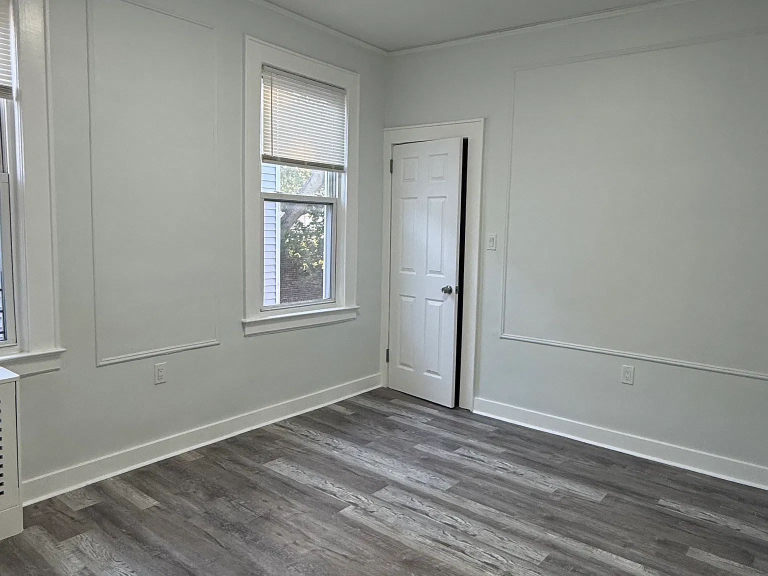 3 bed, $2,385 — Photo 4