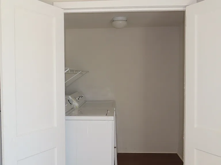 1008 Reading Ave — Photo 18