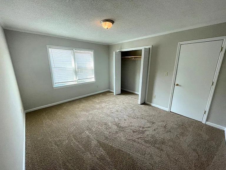 2505 W Broad St #414 — Photo 6