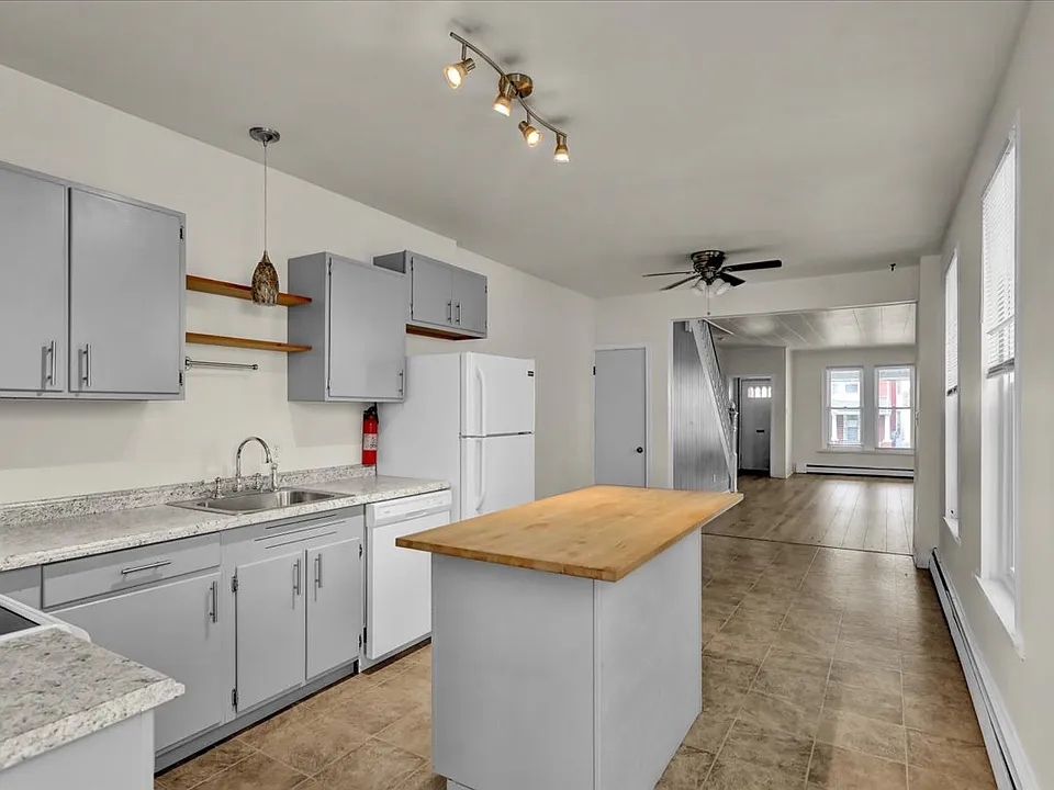 505 S 4th St