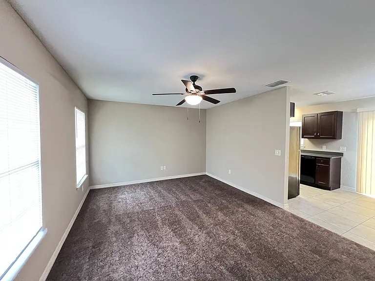 485 Marion Oaks Ln — Photo 6