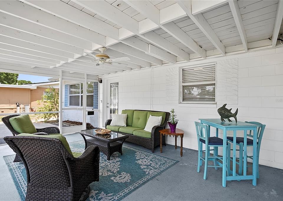 1st image of 10442 Cirimoya Ln