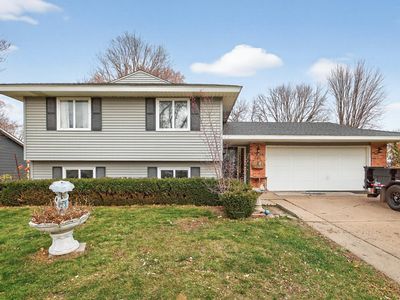 8792 77th St S, Cottage Grove, MN, 55016