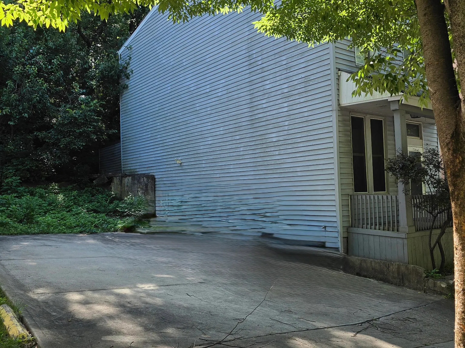 4 bed, 1504 sqft, $1,700 — Photo 2