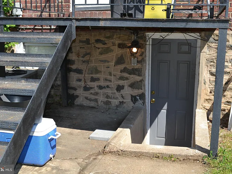 5153 Frederick Ave — Photo 29