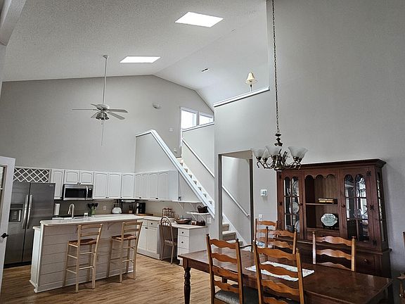 4th image of 3145 Lakeside Commons Drive SE # 1