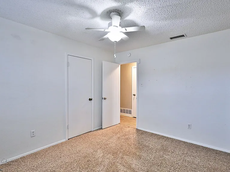 1734 Bob White Ct — Photo 28