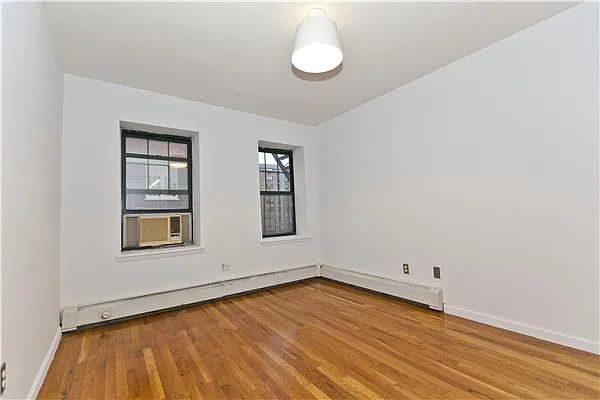 Rented by Evans Real Estate | media 16