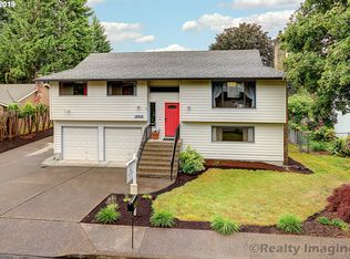 18565 Goetz Rd, Gladstone, OR 97027