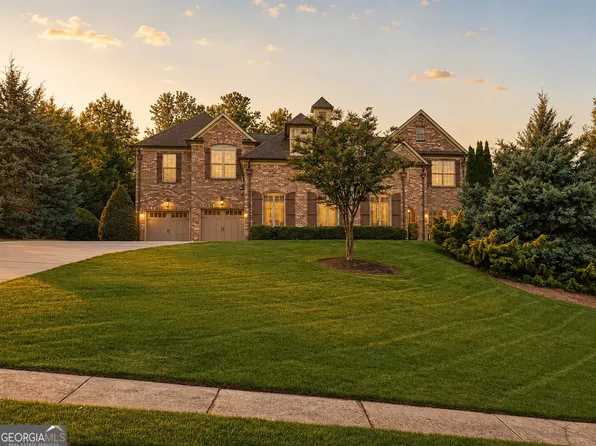 6509 Snug Harbor Ct, Flowery Branch, GA 30542