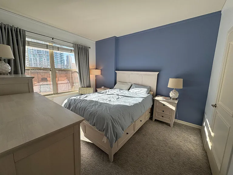 1975 N Grant St #411 — Photo 5