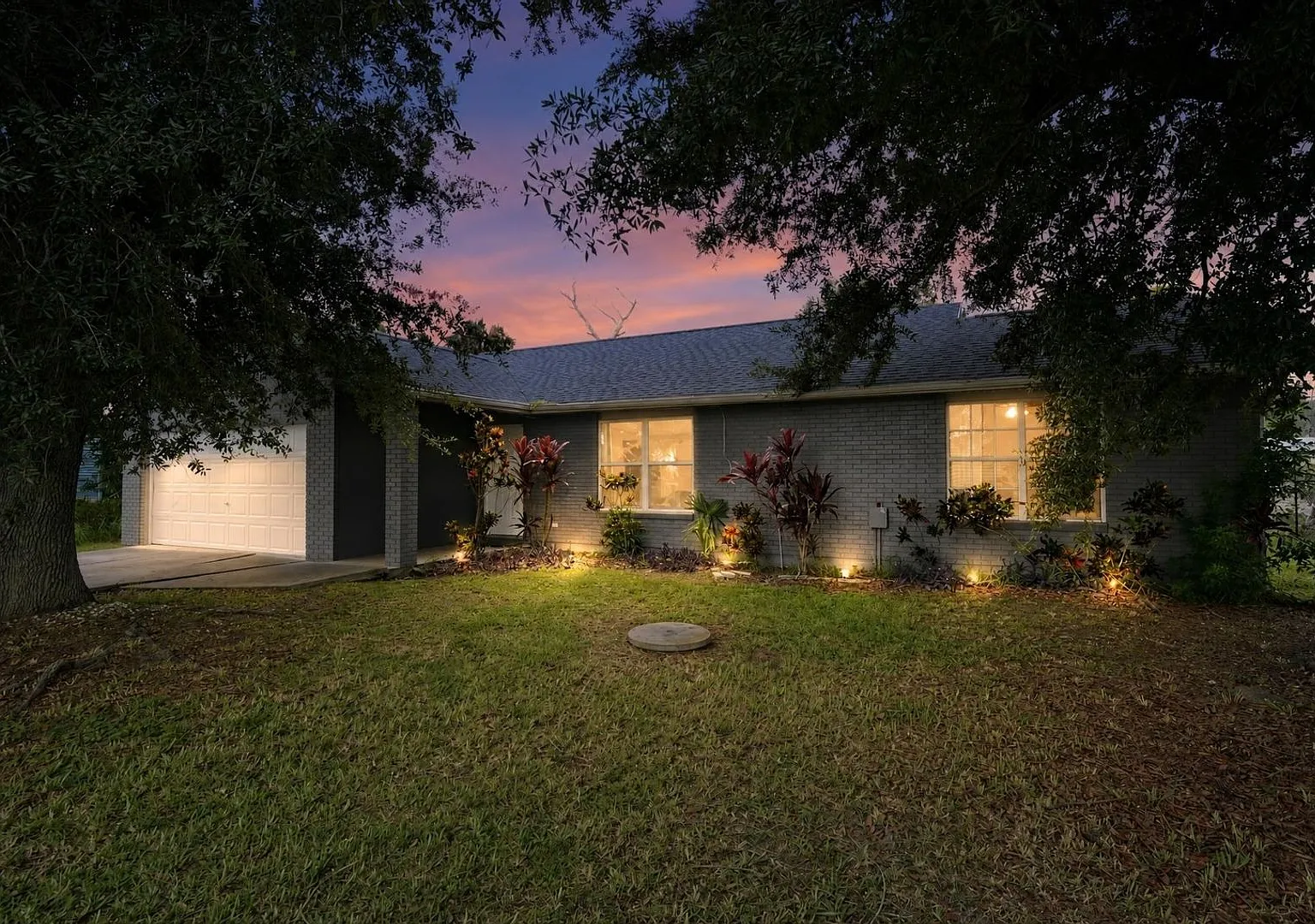 Charming 3 bed 3 bath House in Port Charlotte — Photo 2