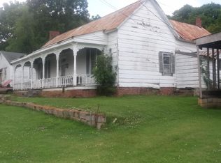 653 S 3rd St, Pulaski, TN 38478