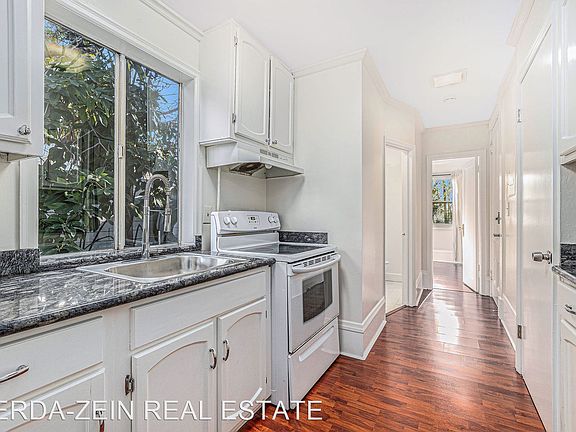 5th image of 2257 Central Ave #11672187