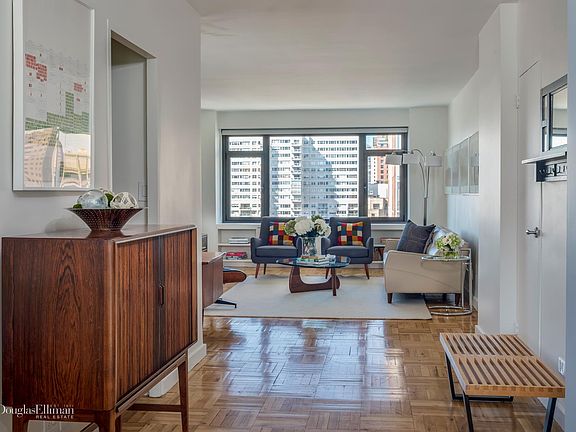 2nd image of 160 E 65th St APT 23D