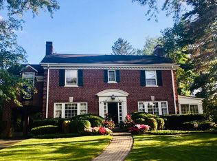 739 Revere Rd, Glen Ellyn, IL 60137